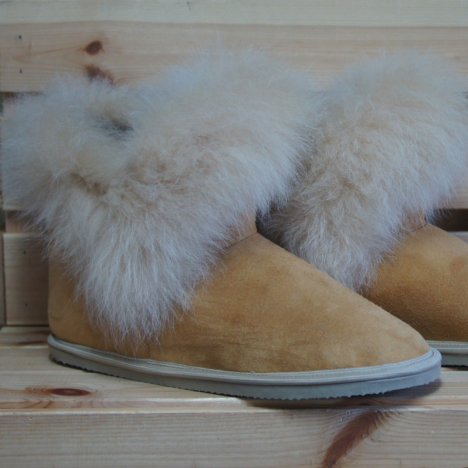 Premium Fell-/fur Hüttenschuhe/solid slipper SUNDSVALL, Farbe/colour: beige, Größe/size: XS